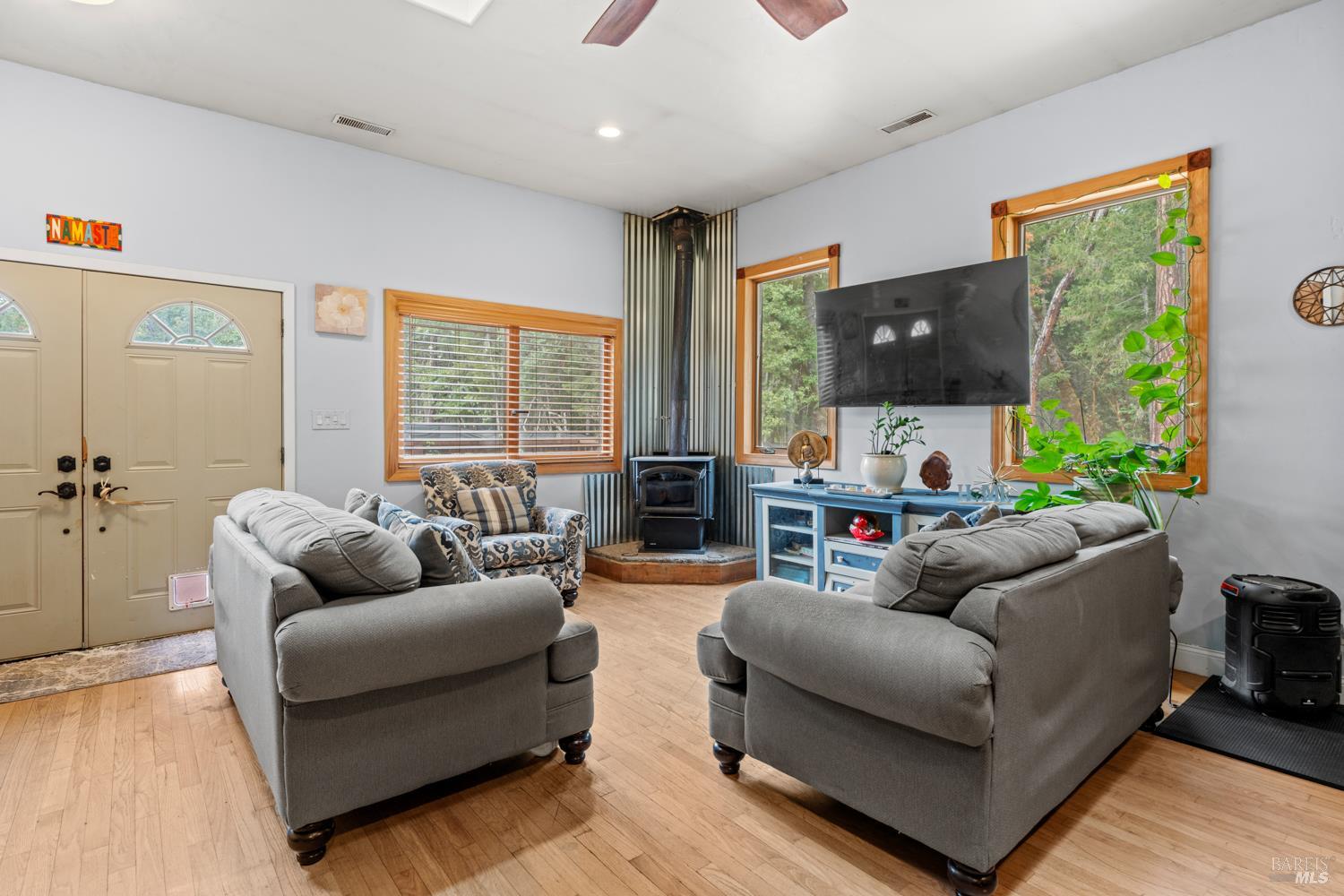850 Minx Court Laytonville CA 95454