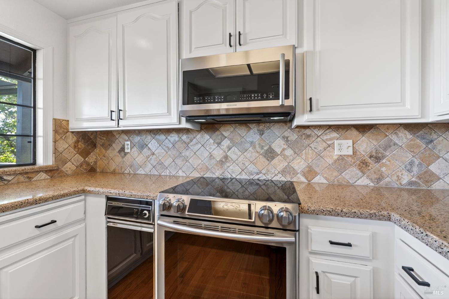 513 Colony Road Geyserville CA 95441