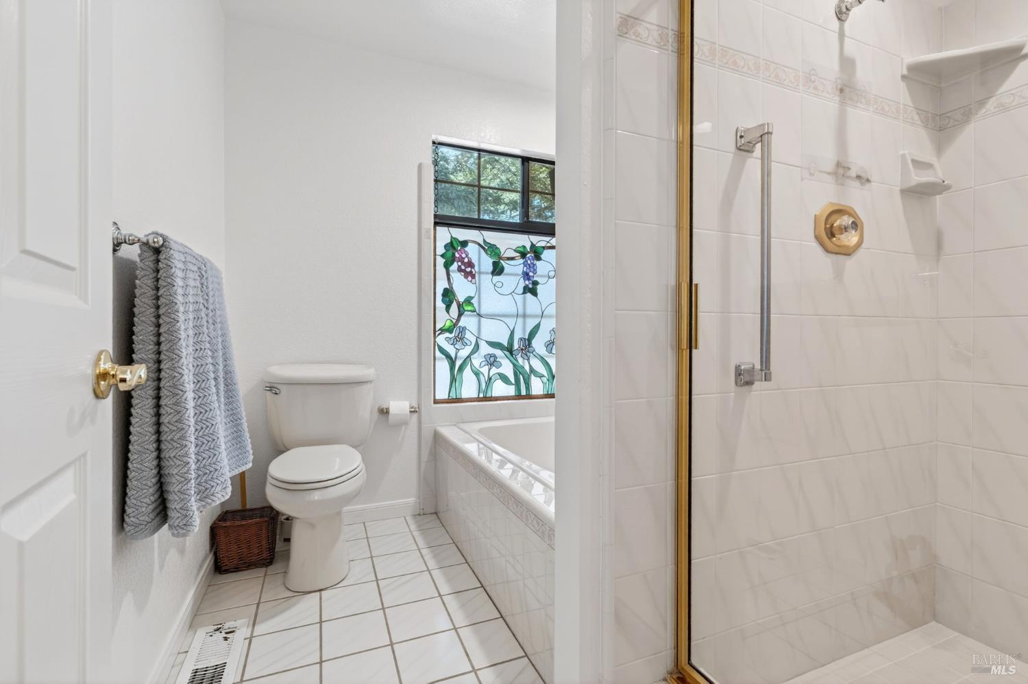 513 Colony Road Geyserville CA 95441
