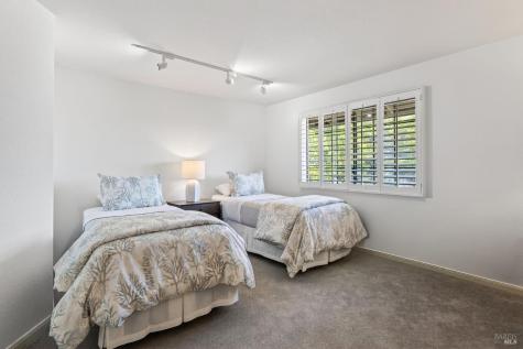 513 Colony Road Geyserville CA 95441
