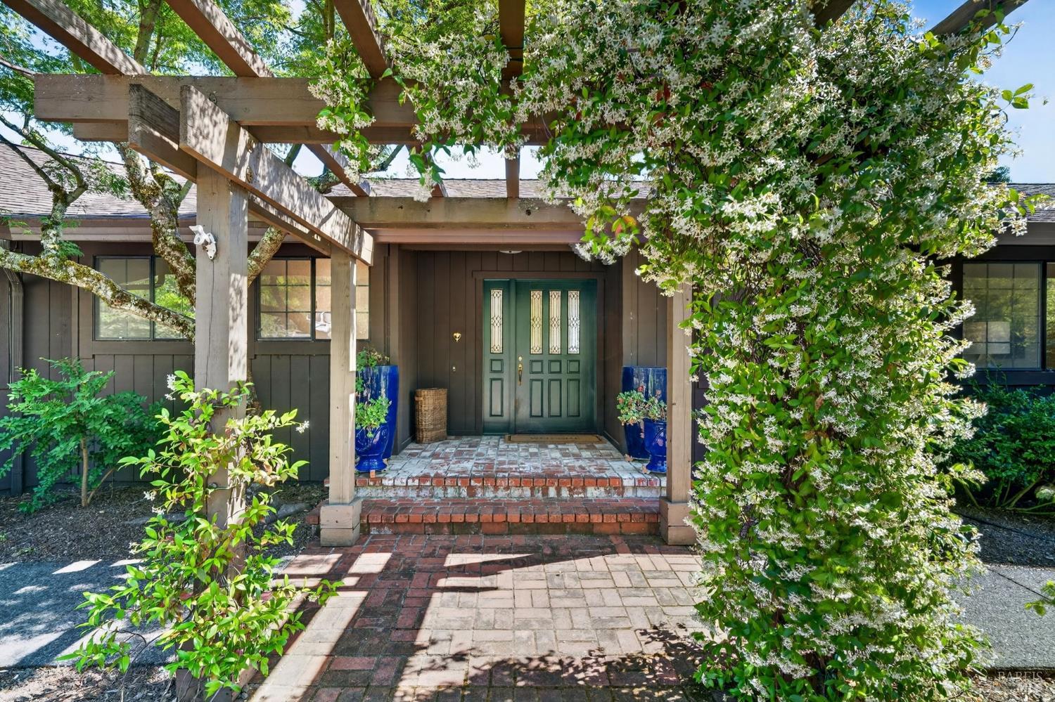513 Colony Road Geyserville CA 95441