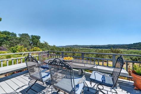 513 Colony Road Geyserville CA 95441