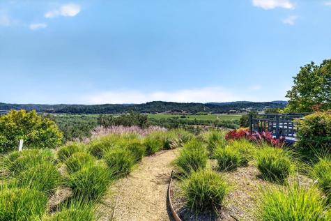 513 Colony Road Geyserville CA 95441