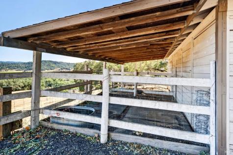 513 Colony Road Geyserville CA 95441