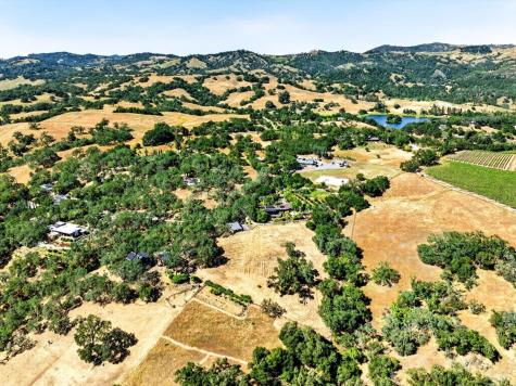 513 Colony Road Geyserville CA 95441