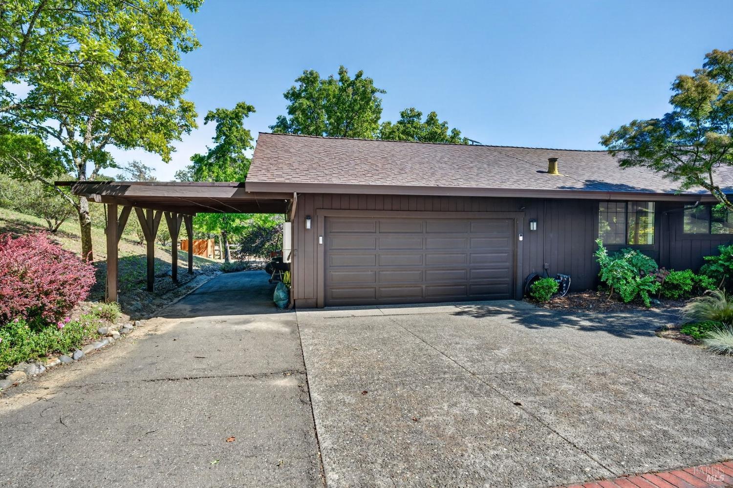 513 Colony Road Geyserville CA 95441