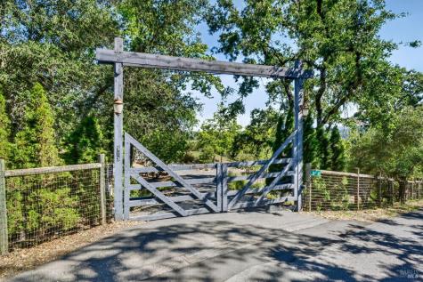 513 Colony Road Geyserville CA 95441