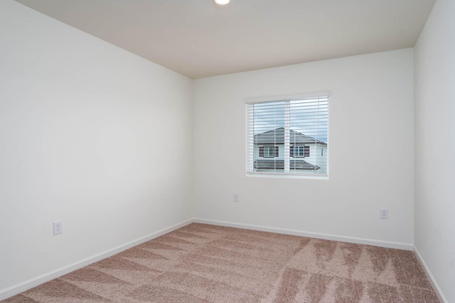 2278 Travis Court Newman CA 95360