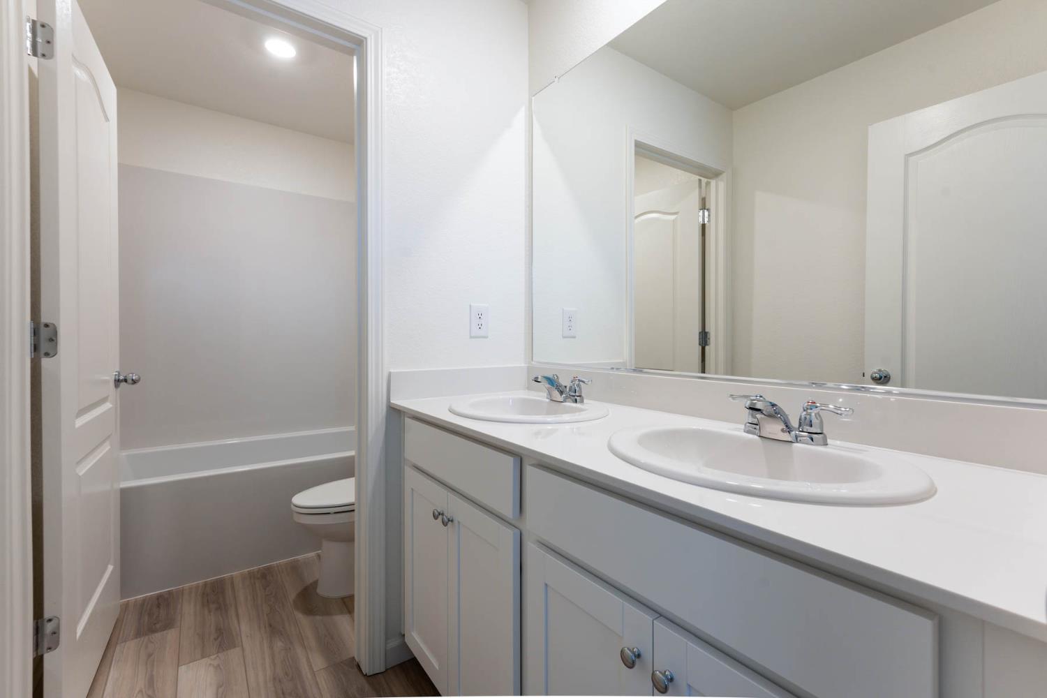 2278 Travis Court Newman CA 95360