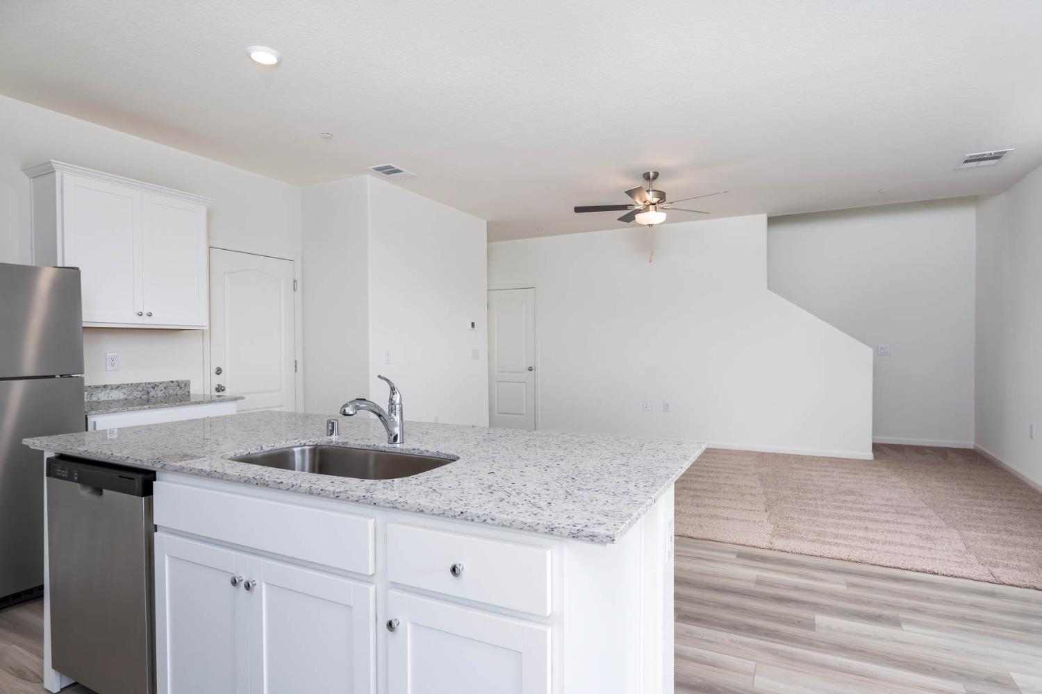 2278 Travis Court Newman CA 95360