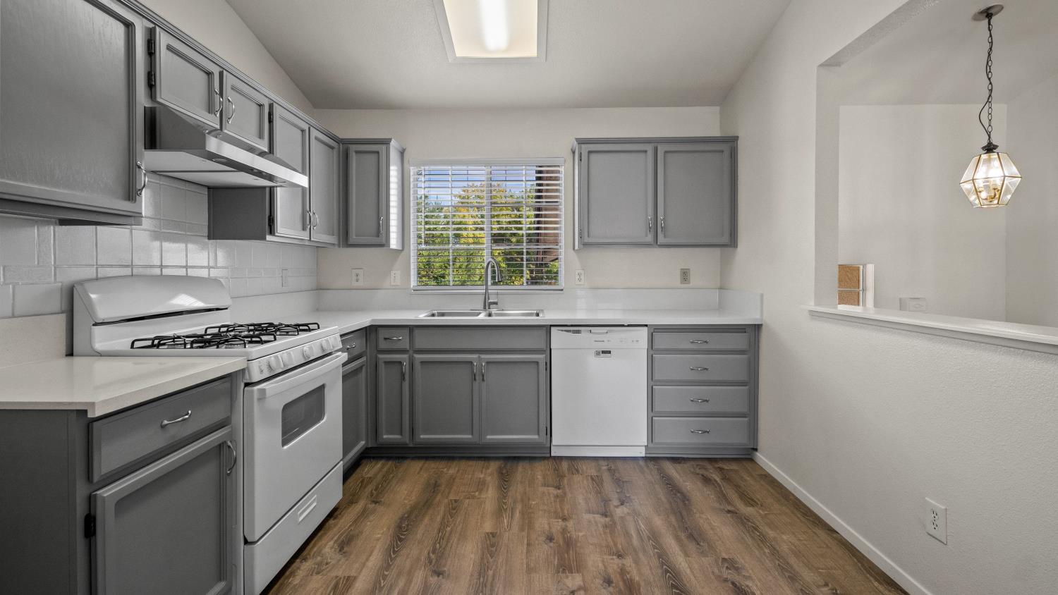 5300 Jacinto Avenue Sacramento CA 95823