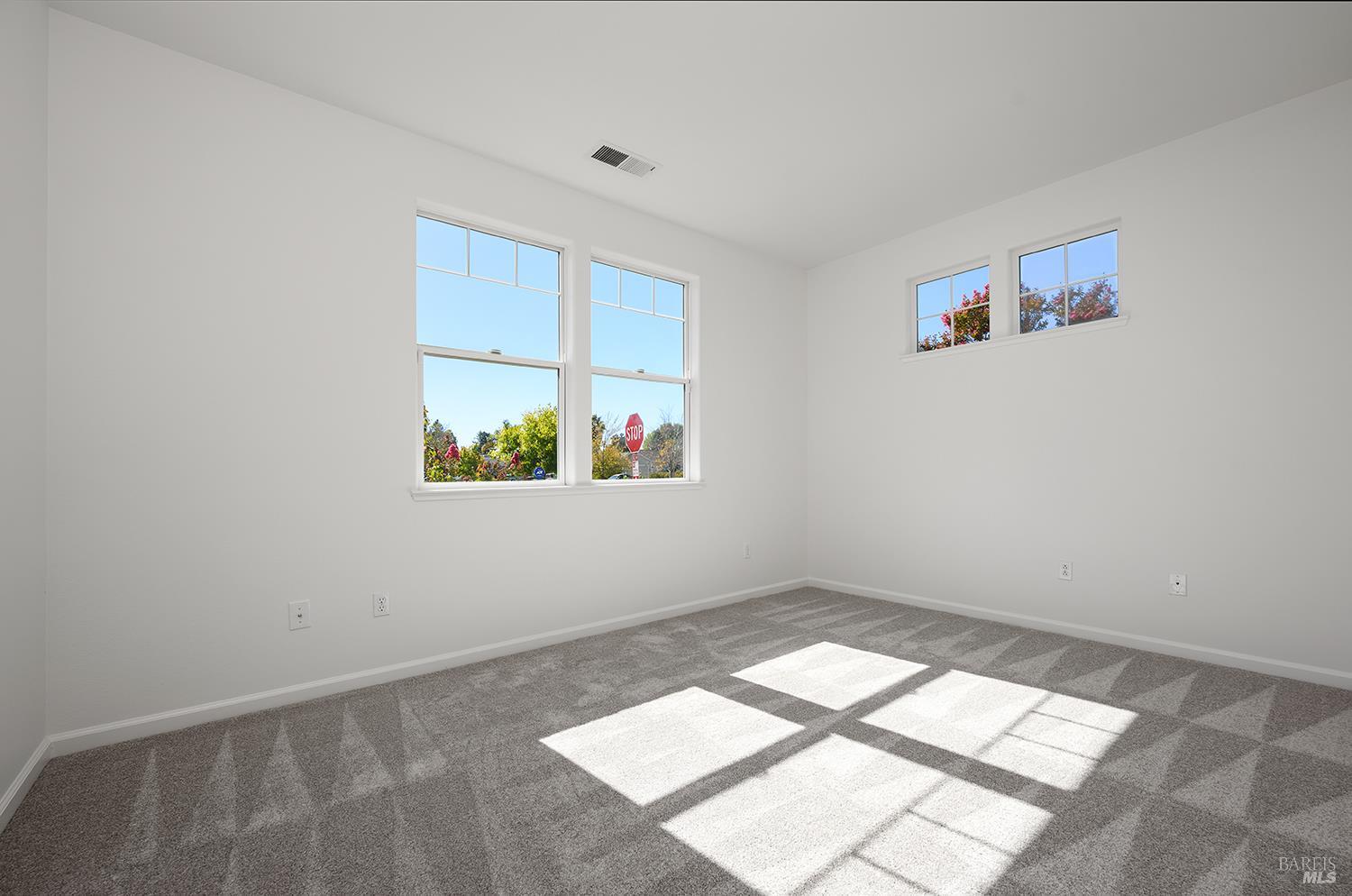 990 Keegan Drive Santa Rosa CA 95407