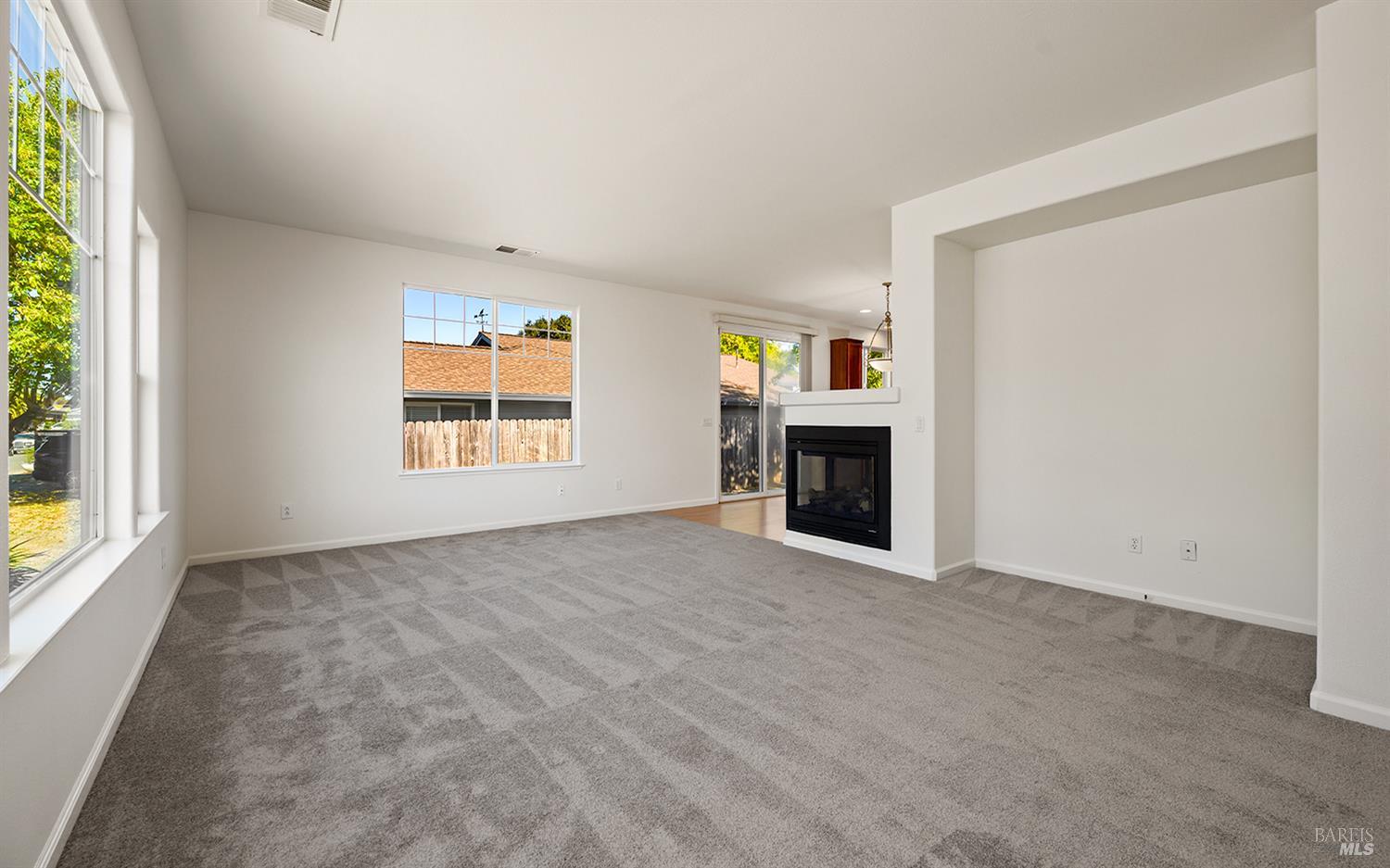 990 Keegan Drive Santa Rosa CA 95407