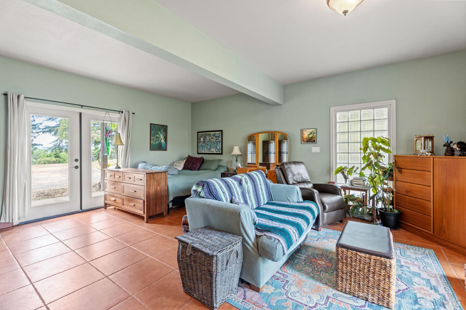 3760 King Ranch Road Ukiah CA 95482