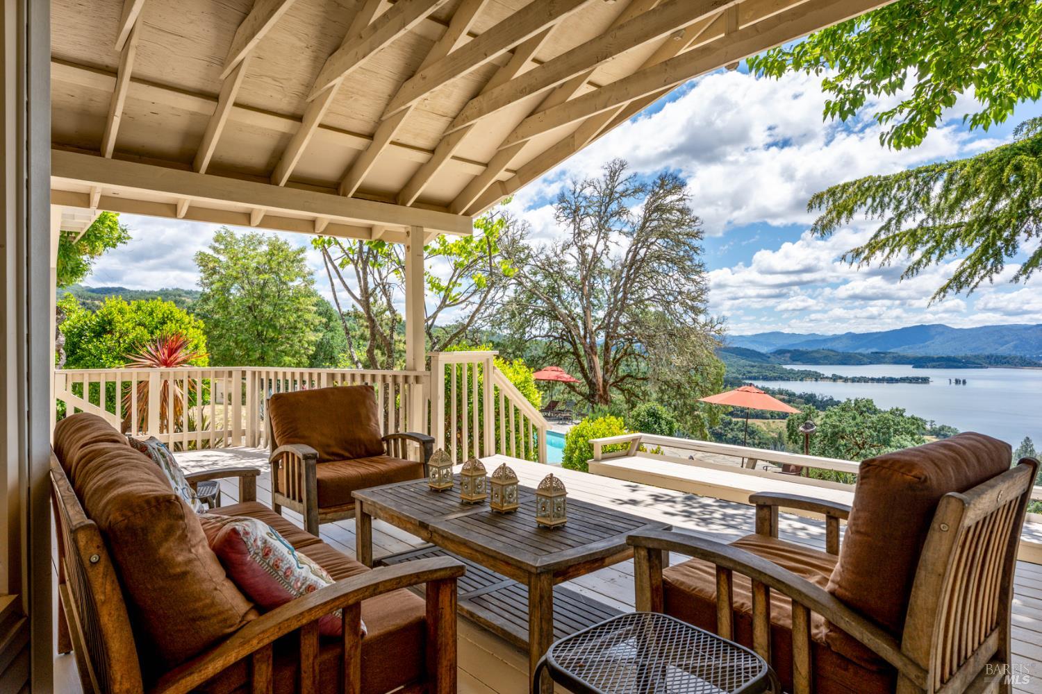 3760 King Ranch Road Ukiah CA 95482