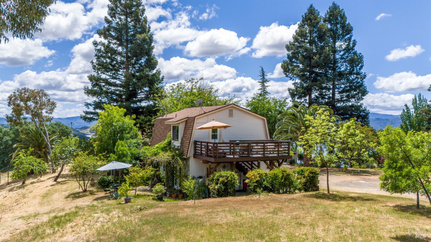 3760 King Ranch Road Ukiah CA 95482