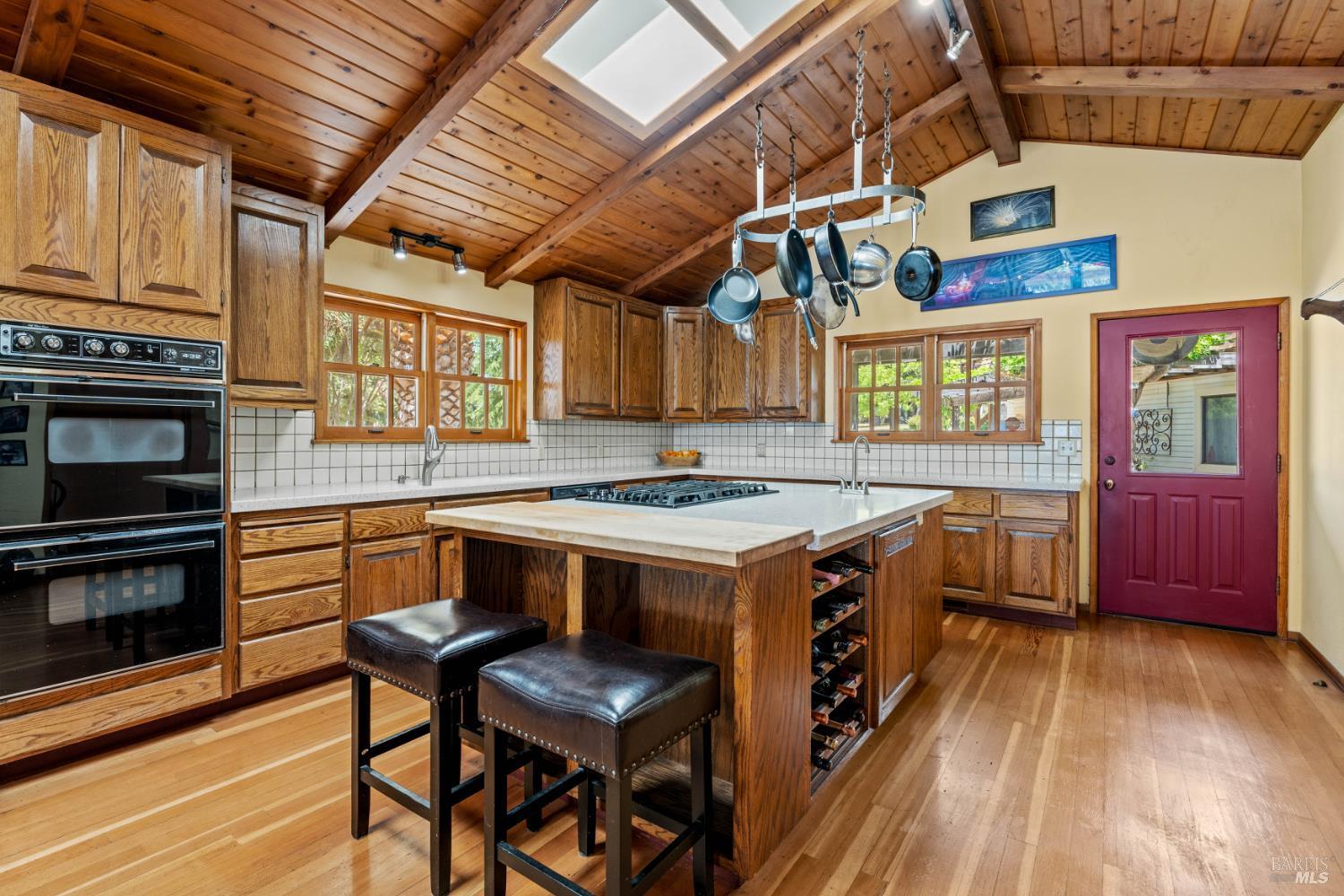 3760 King Ranch Road Ukiah CA 95482