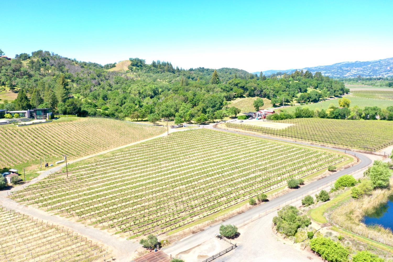 4951 W Soda Rock Lane Healdsburg CA 95448