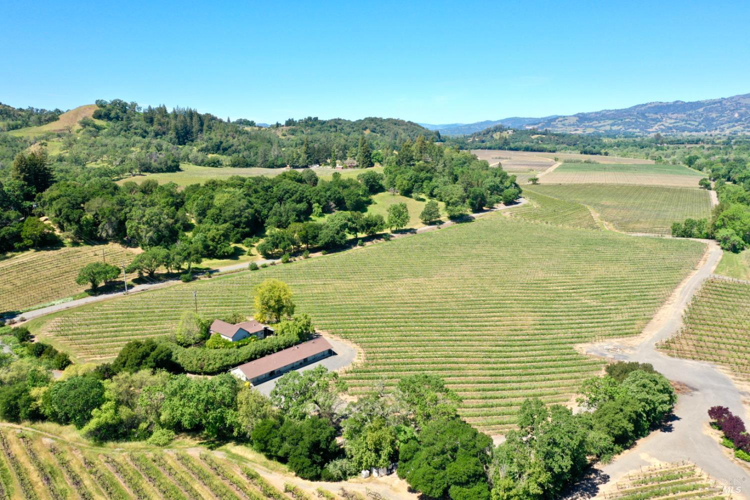 4951 W Soda Rock Lane Healdsburg CA 95448