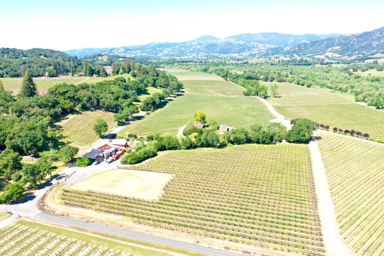 4951 W Soda Rock Lane Healdsburg CA 95448