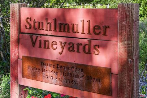 4951 W Soda Rock Lane Healdsburg CA 95448