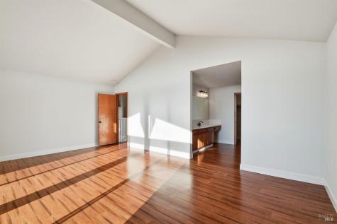 5827 La Cuesta Drive Santa Rosa CA 95409