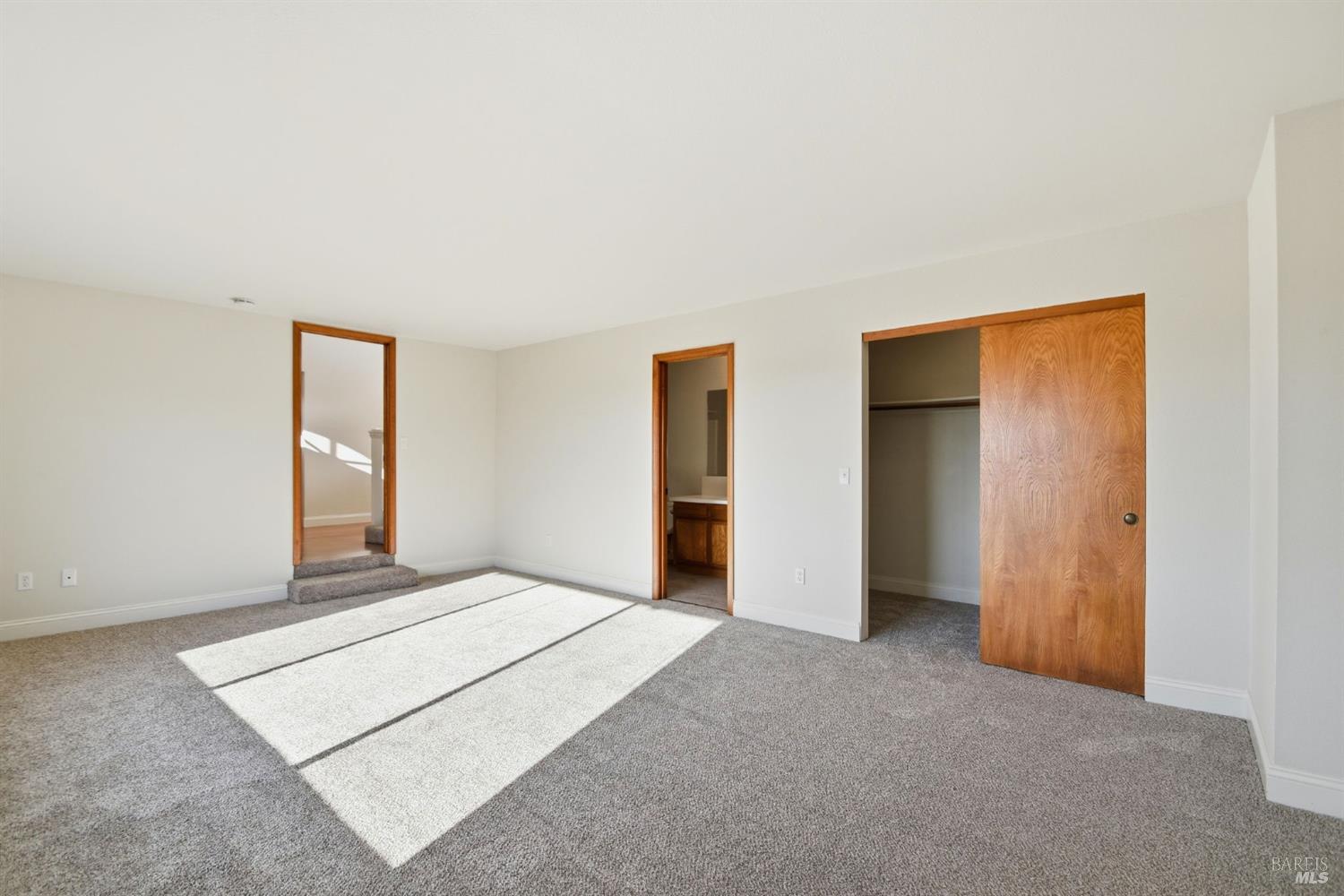 5827 La Cuesta Drive Santa Rosa CA 95409