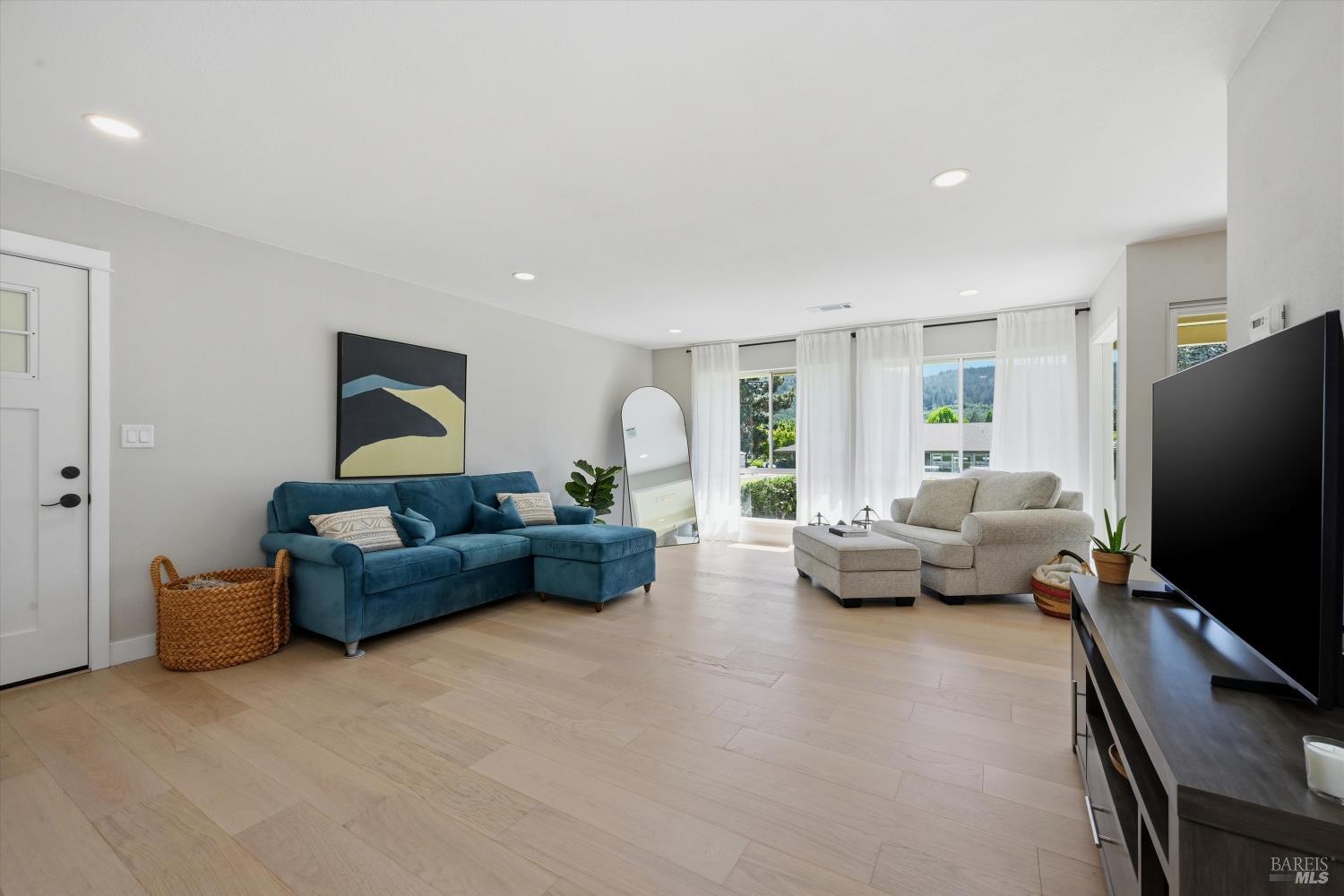 23 Valley Green Street Santa Rosa CA 95409