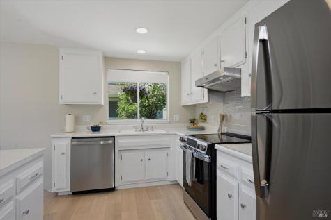 23 Valley Green Street Santa Rosa CA 95409