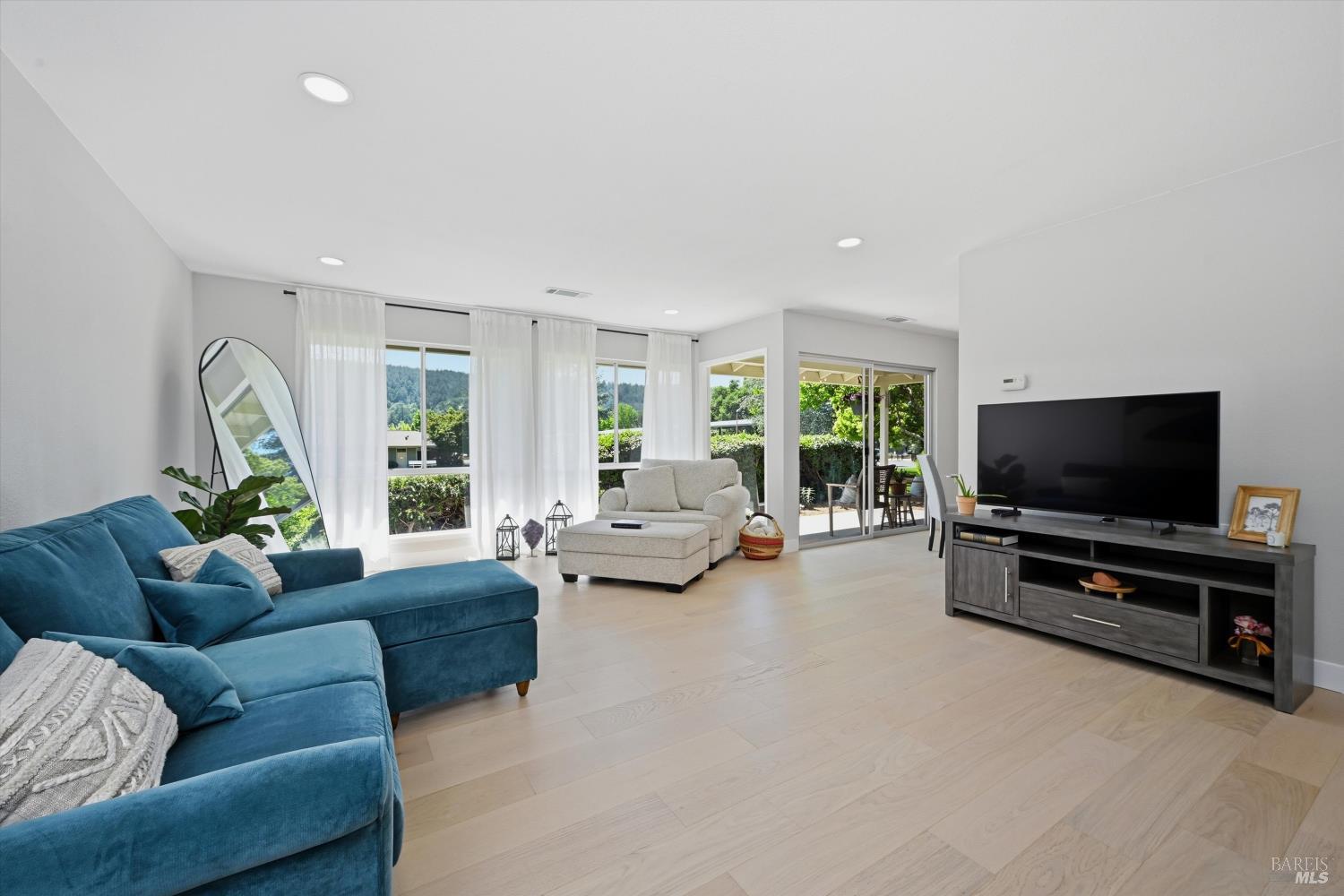 23 Valley Green Street Santa Rosa CA 95409