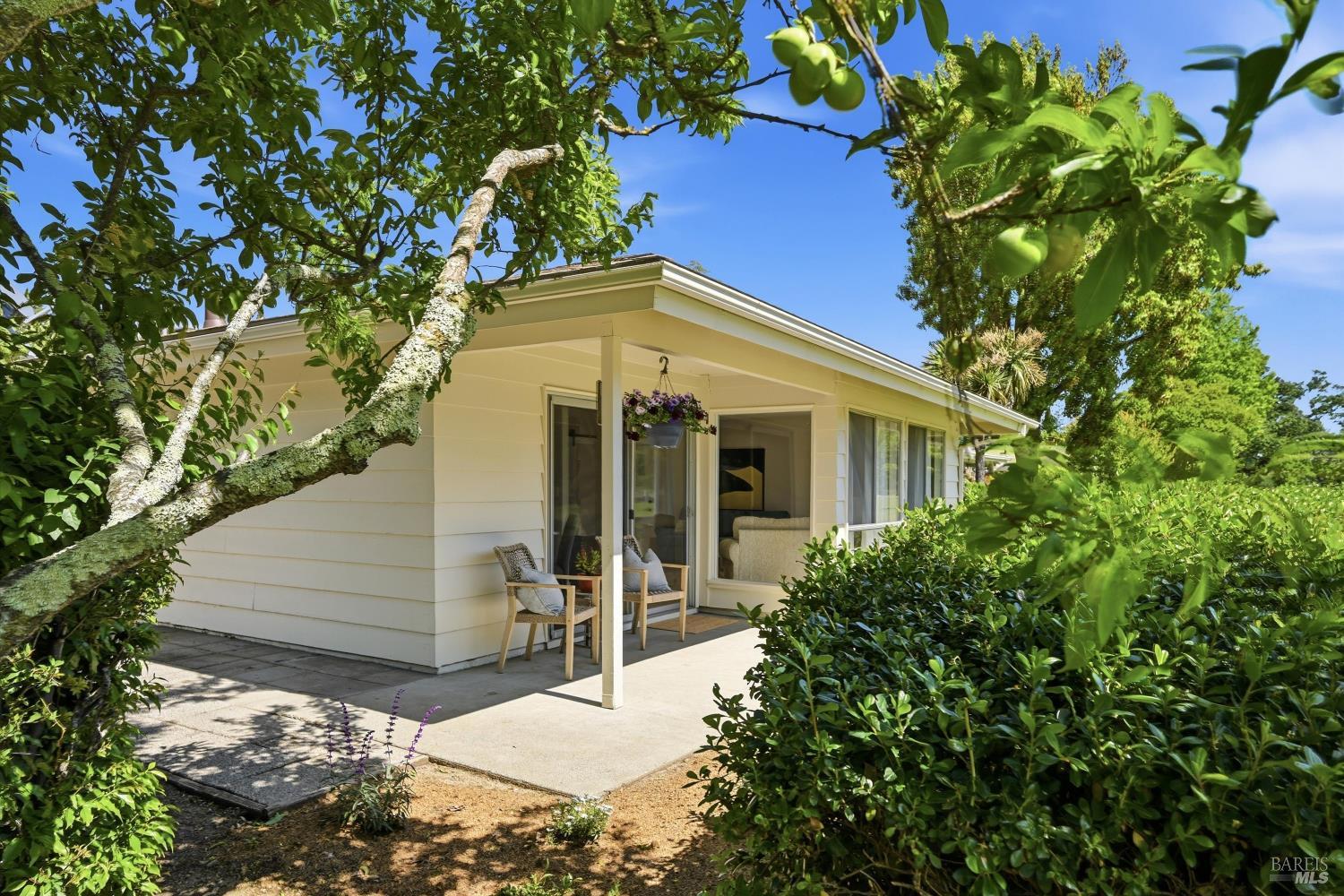 23 Valley Green Street Santa Rosa CA 95409