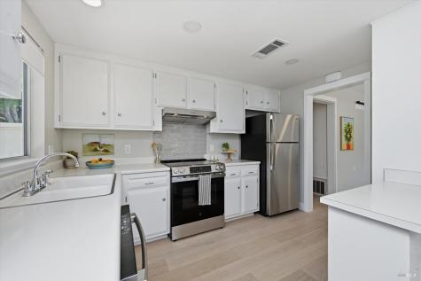 23 Valley Green Street Santa Rosa CA 95409