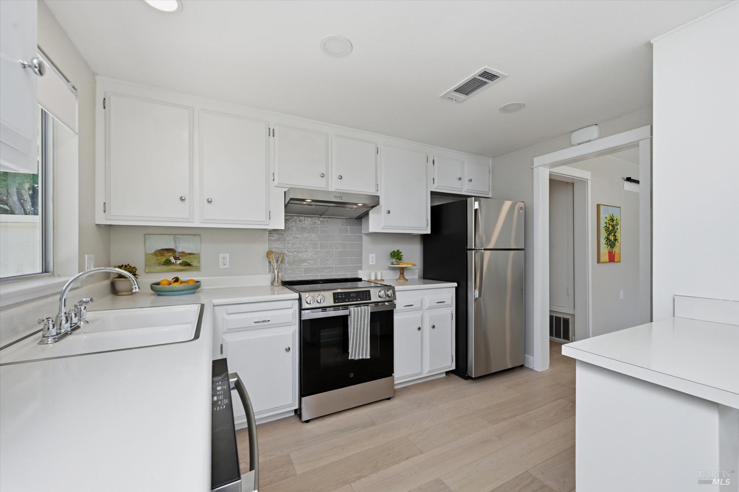 23 Valley Green Street Santa Rosa CA 95409