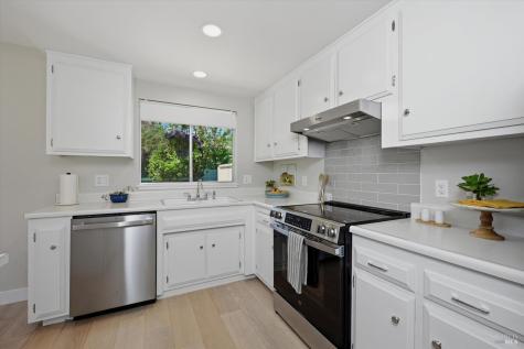 23 Valley Green Street Santa Rosa CA 95409
