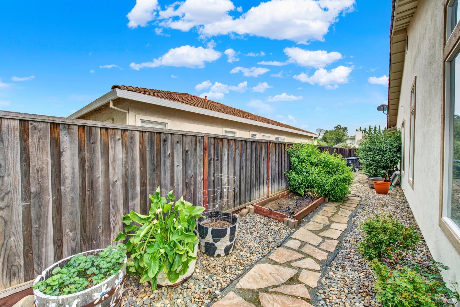 1315 Fullerton Drive Fairfield CA 94533