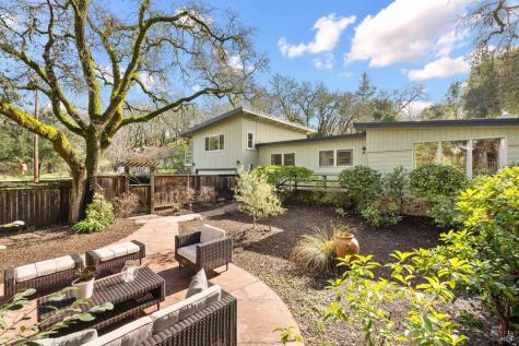 13285 Arnold Drive Glen Ellen CA 95442