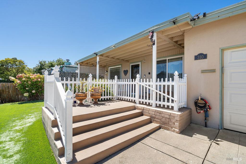 310 Bergwall Way Vallejo CA 94591