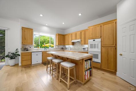 5762 Owls Nest Drive Santa Rosa CA 95409