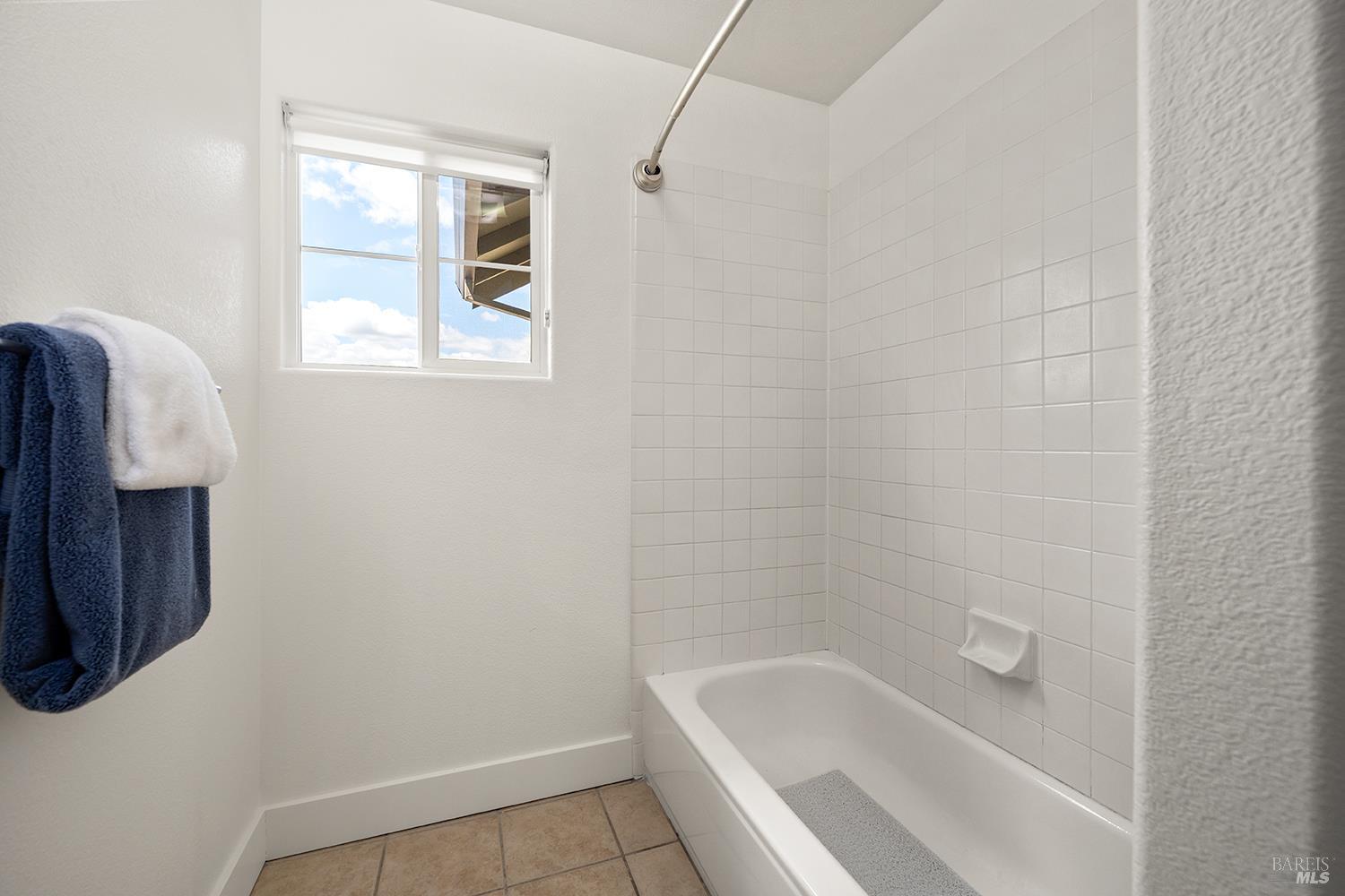 5762 Owls Nest Drive Santa Rosa CA 95409