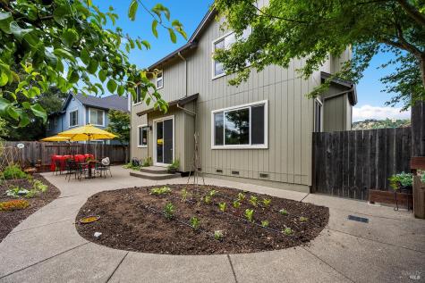 5762 Owls Nest Drive Santa Rosa CA 95409