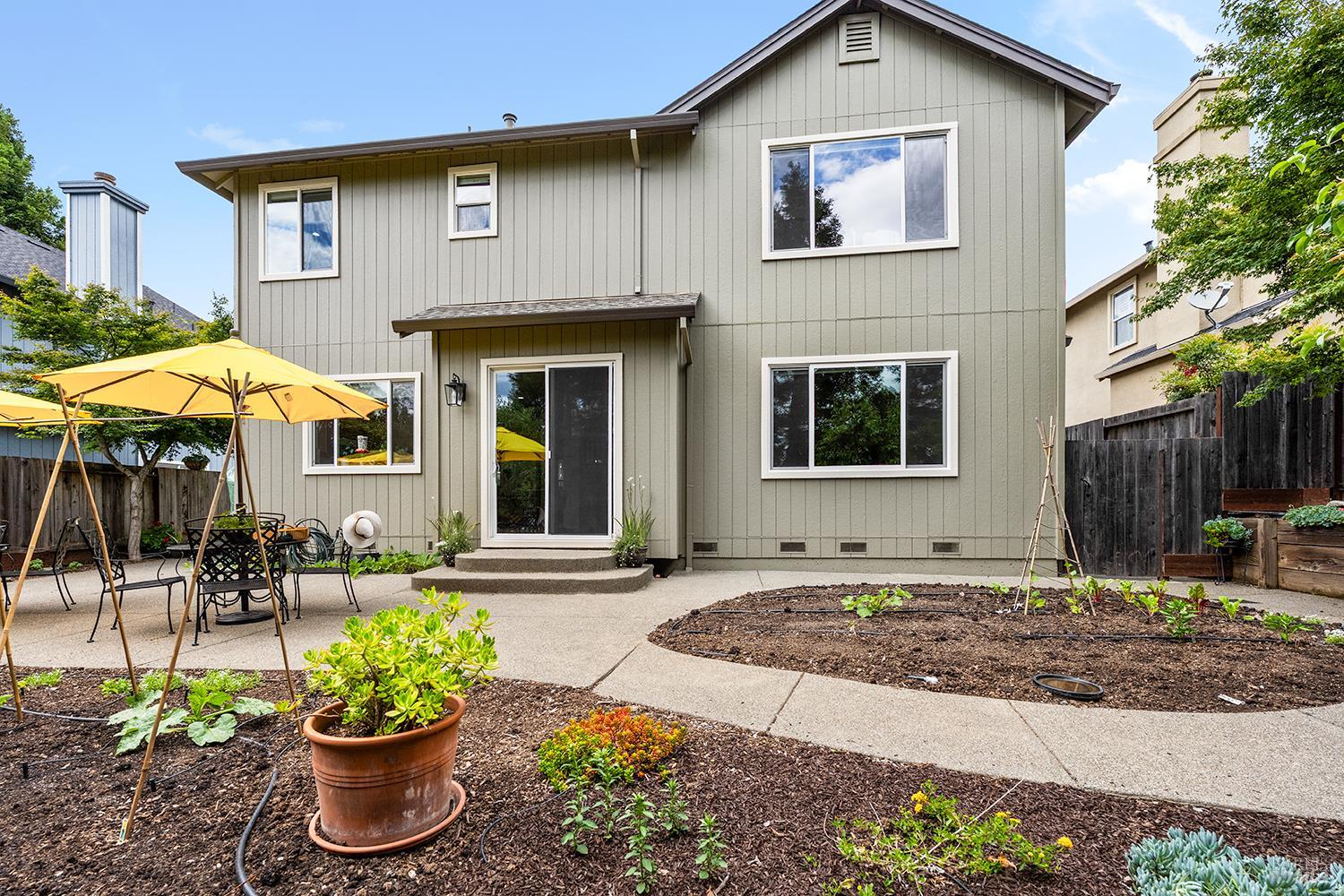 5762 Owls Nest Drive Santa Rosa CA 95409