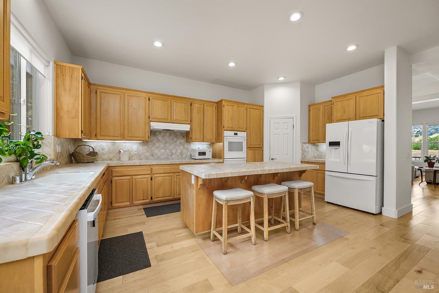 5762 Owls Nest Drive Santa Rosa CA 95409