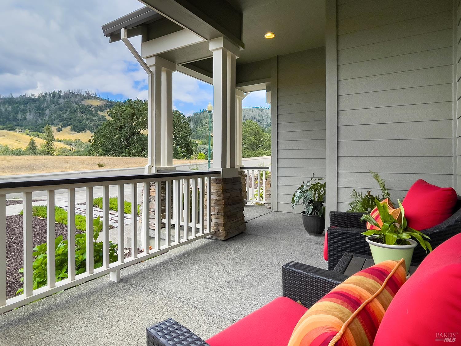 5762 Owls Nest Drive Santa Rosa CA 95409