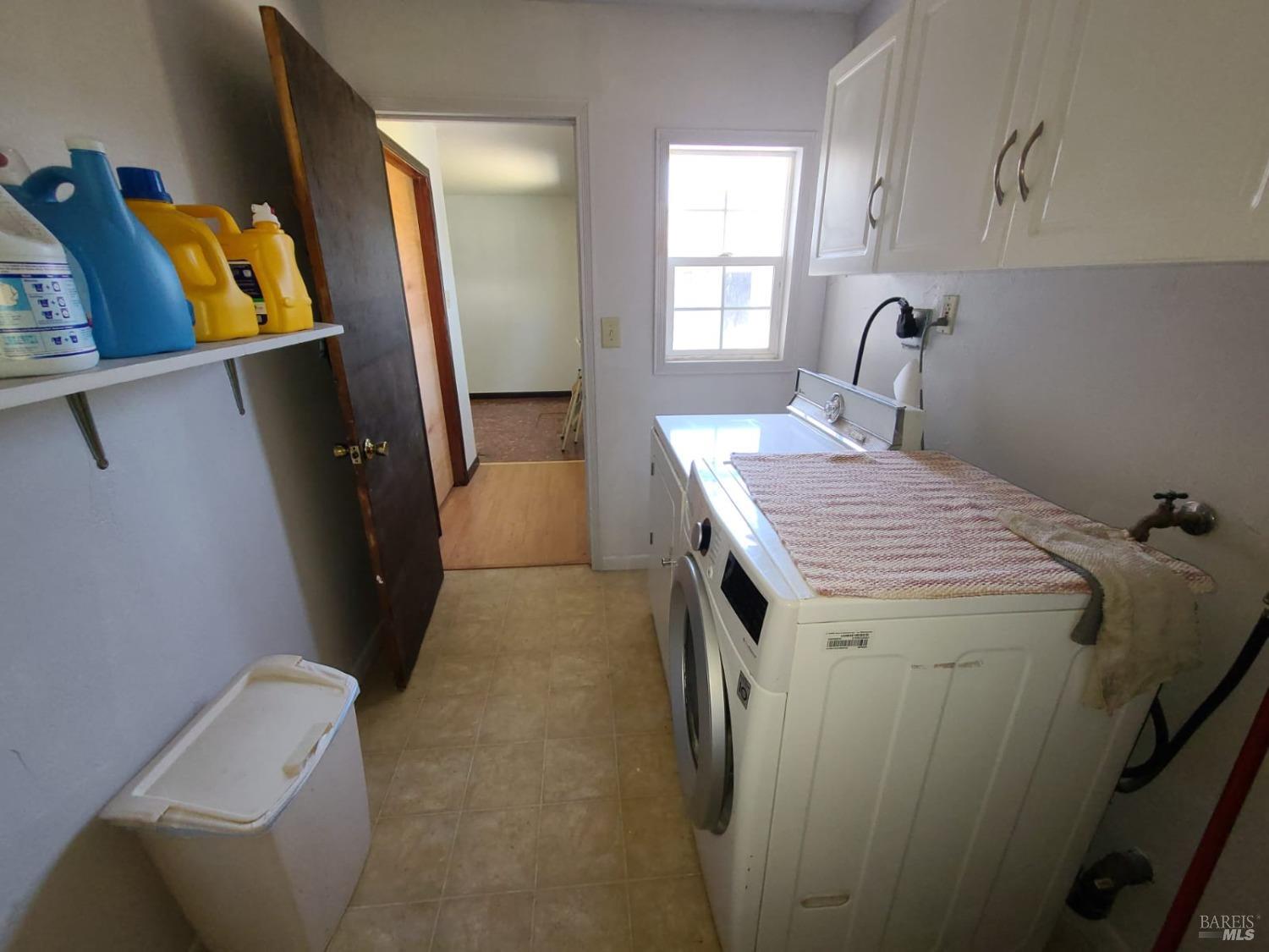 76275 Perry Street Covelo CA 95428