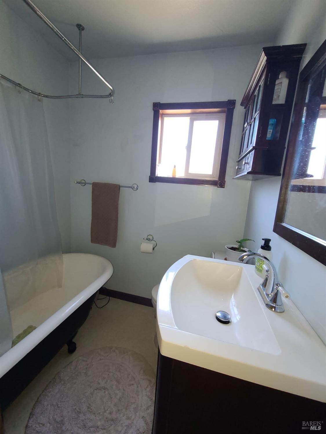 76275 Perry Street Covelo CA 95428