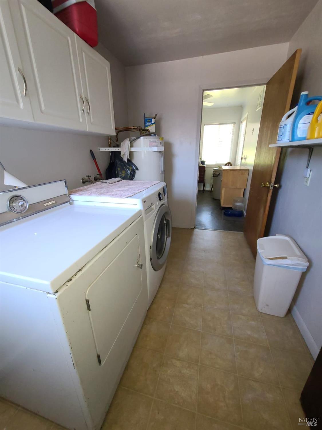 76275 Perry Street Covelo CA 95428