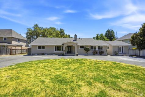 8511 Sonoma Avenue Sebastopol CA 95472
