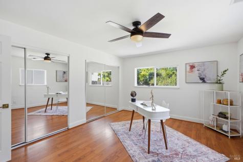 8511 Sonoma Avenue Sebastopol CA 95472