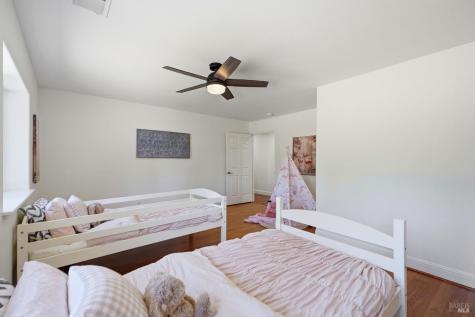 8511 Sonoma Avenue Sebastopol CA 95472