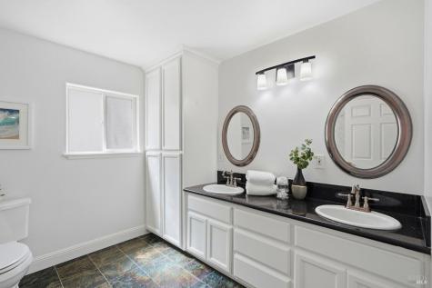 8511 Sonoma Avenue Sebastopol CA 95472